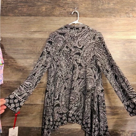Ruby Rd. Black and Gray Paisley Cardigan - Picture 7 of 10